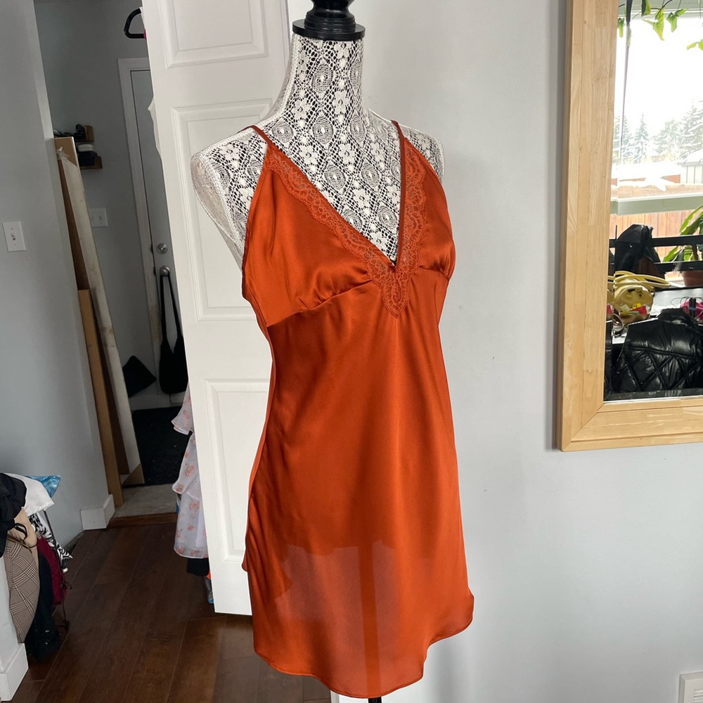 NWT L Abercrombie & Fitch Satin Lace Trim Slip Lingerie Night Gown Sleep Dress. - Picture 4 of 5